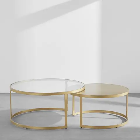 Tables gigognes en acier doré et verre