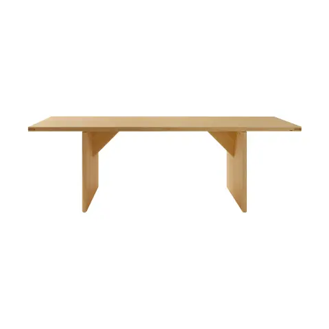 Table 012 Kolmio Dining Table Pin en huile-cire mat,