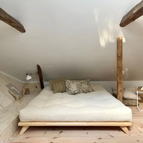 Lit futon SENZA en bois massif naturel 140x200 + matelas futon COMFORT écru