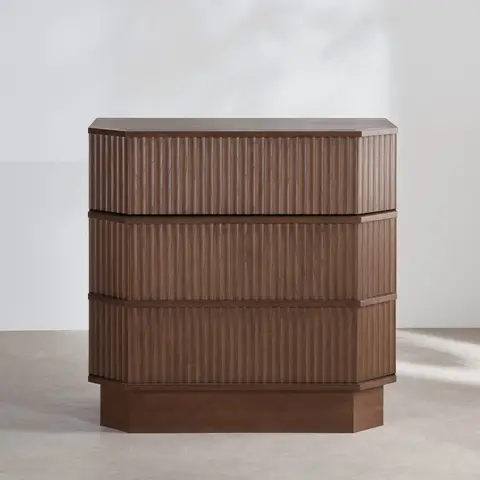 Commode haute en bois de chêne et placage chêne, L102 cm